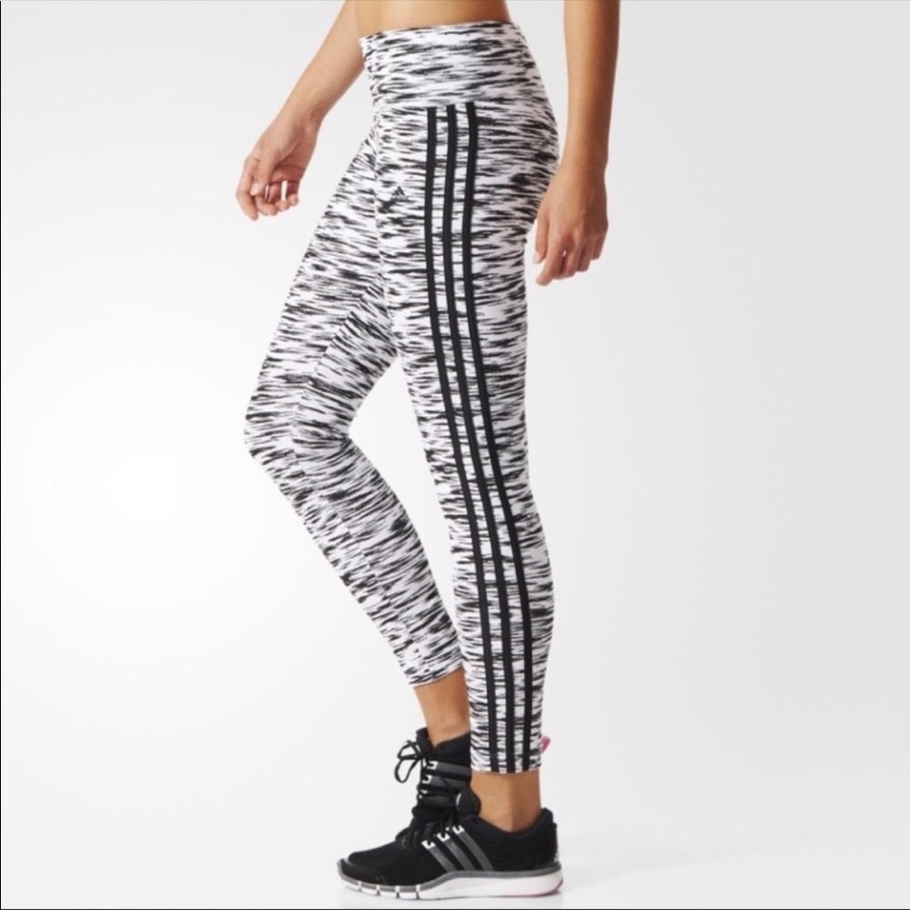 Adidas - Sports Essentials 3-Stripes Tights